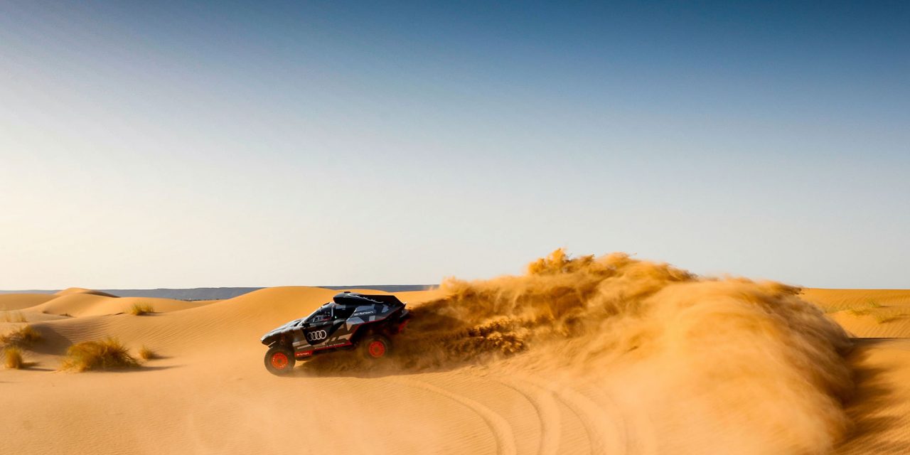 El Audi del Dakar debuta en el desierto. Galería fotográfica